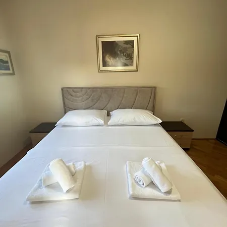 Peace Pilgrim Apartamento Bijakovici